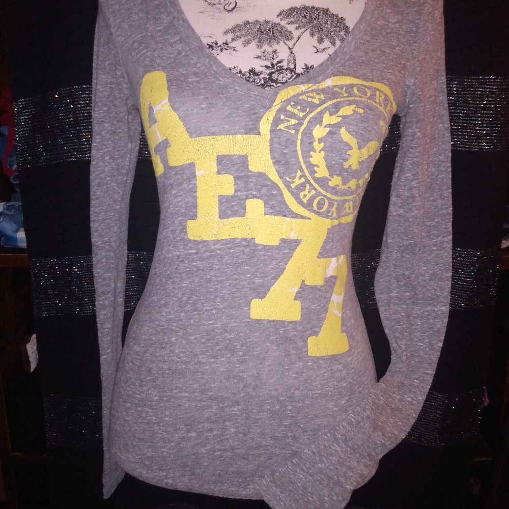 American Eagle Top